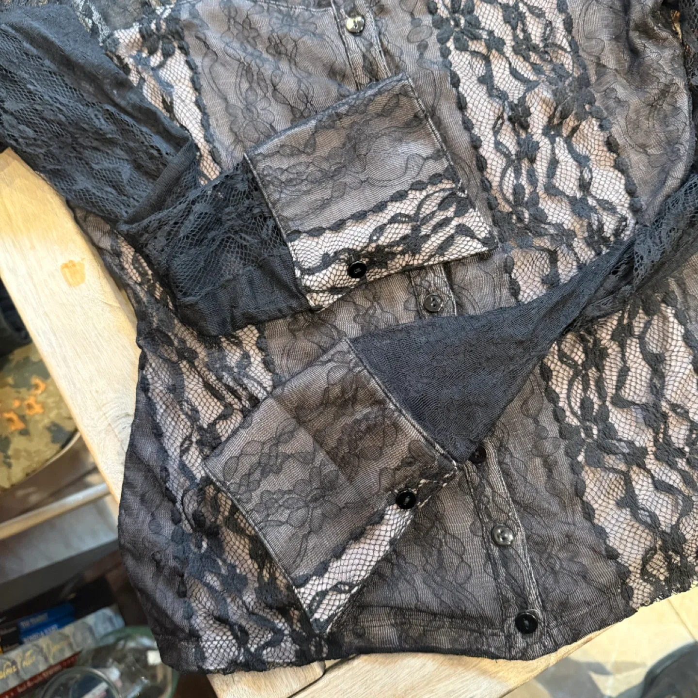 Black Lace Long Sleeve Blouse image indicator(4)