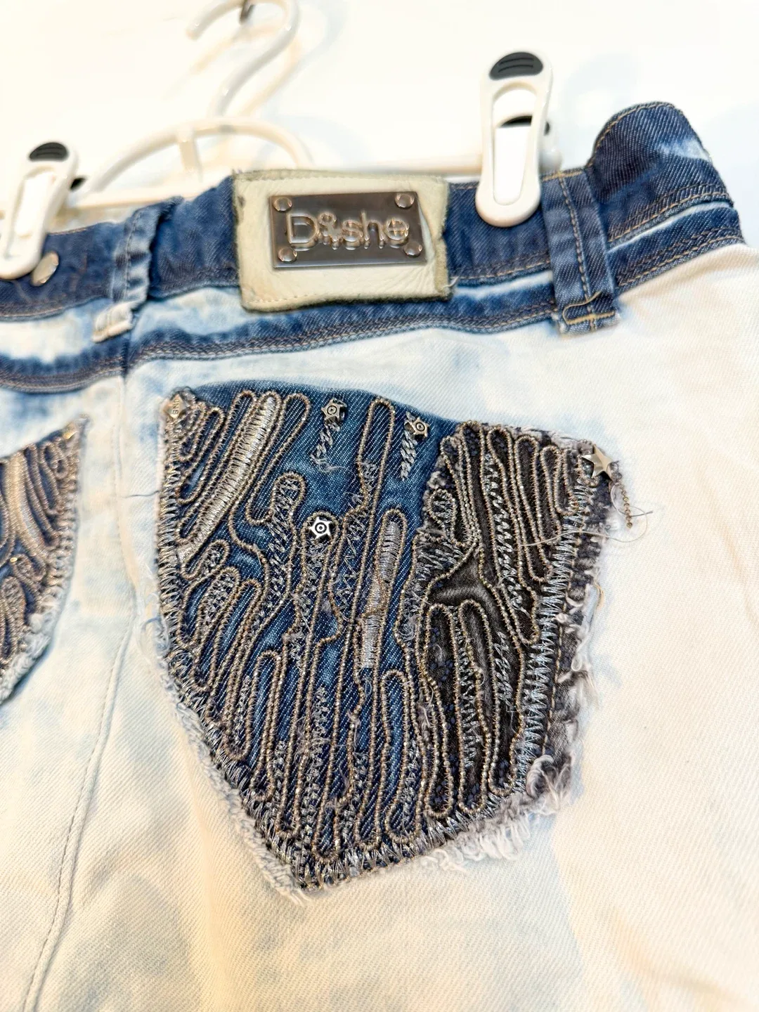 Dishe Denim Vintage Mini Skirt / Distressed Embroidered Skirt image indicator(6)