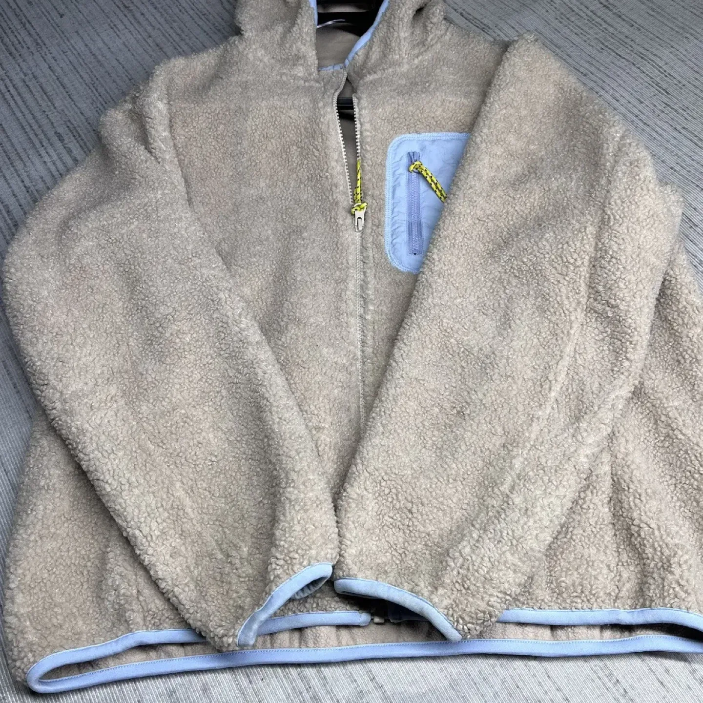 Uniqlo J.W. Anderson Fleece Hoodie image indicator(2)