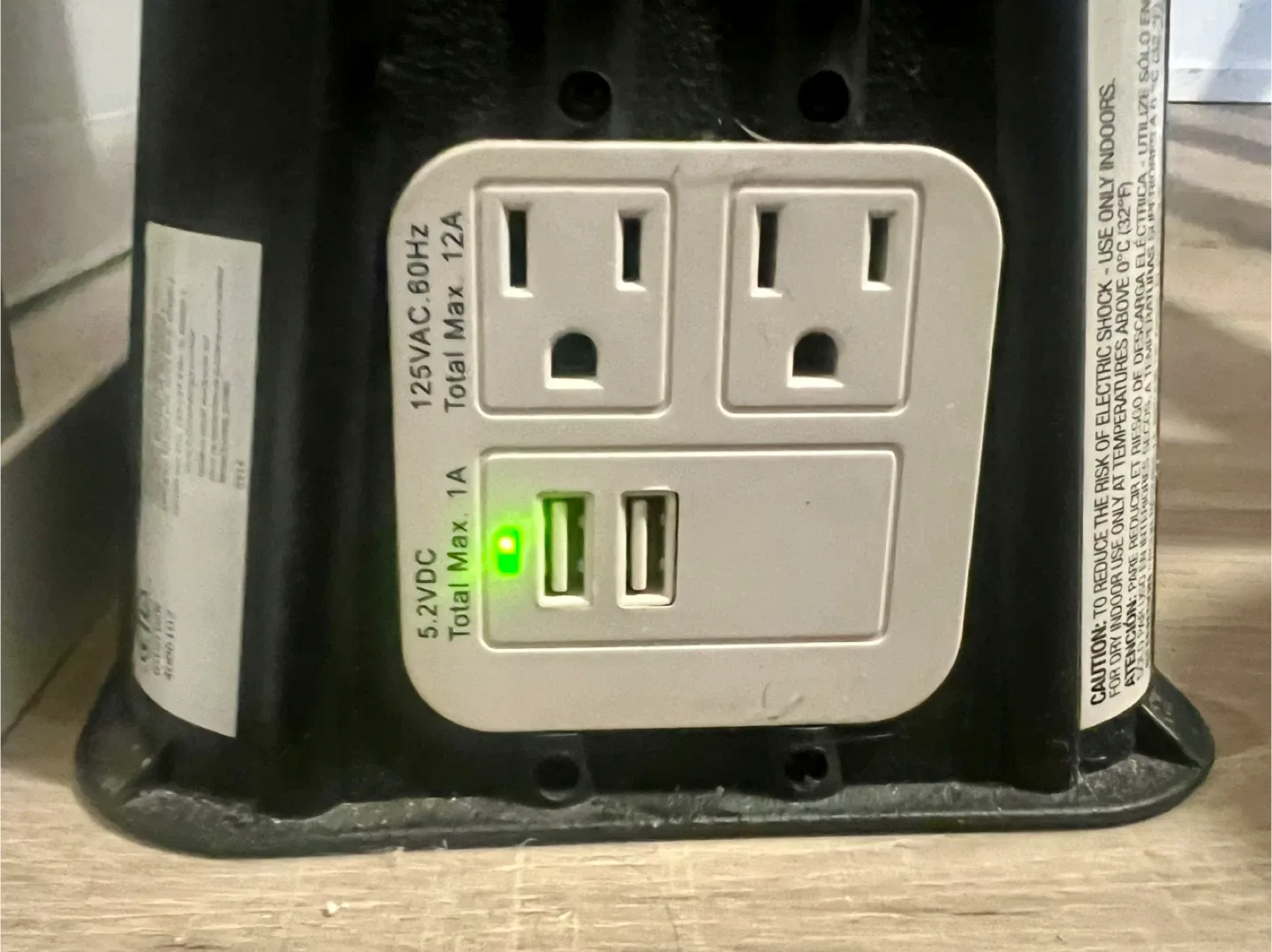 Heavy Duty 7.25 inch Bed Risers with Built-In Outlet image indicator(3)