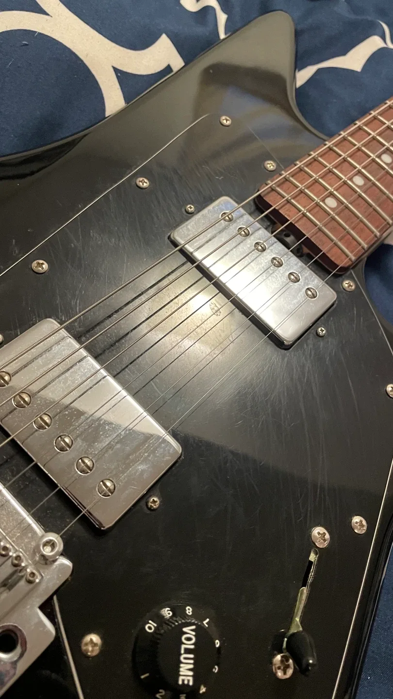 Sterling by Music Man Albert Lee HH image indicator(4)