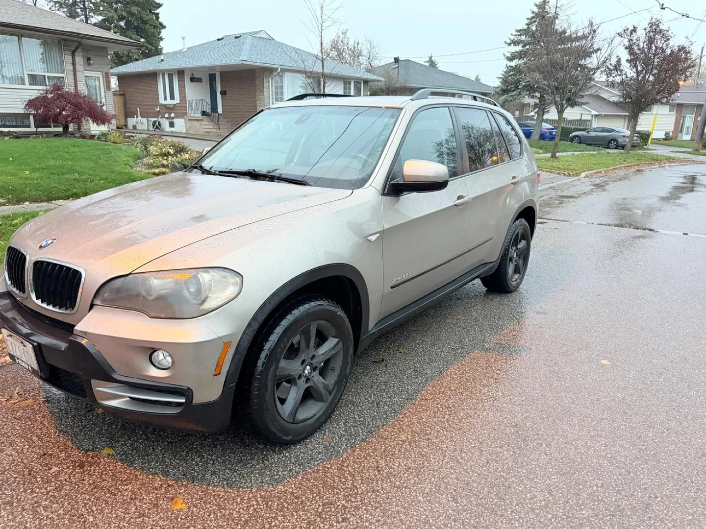 BMW X5 SUV image indicator(2)
