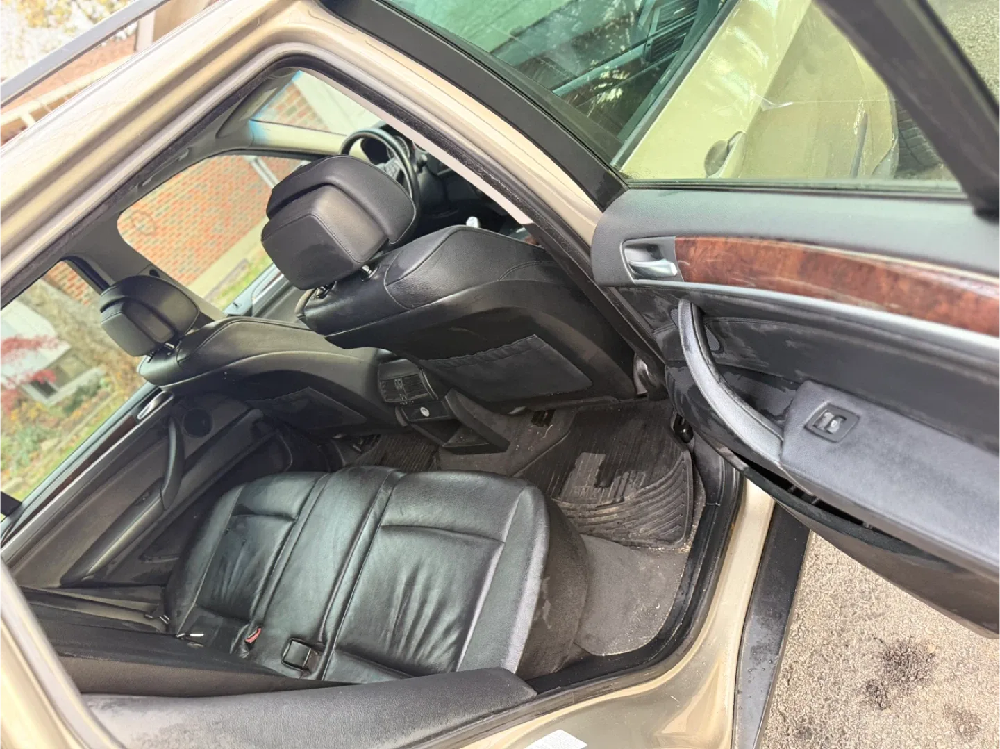 BMW X5 SUV image indicator(6)