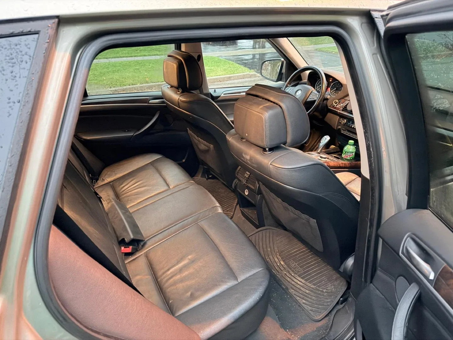 BMW X5 SUV image indicator(10)