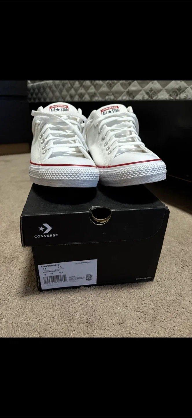 Converse Men's Sneakers Size 11 - Pickup for Friday image indicator(5)