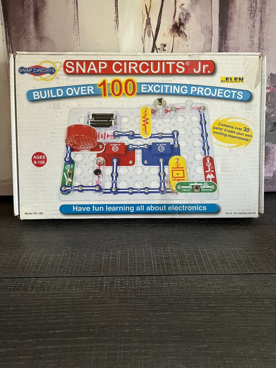Snap Circuits Jr. SC-100 Electronics Discovery Kit