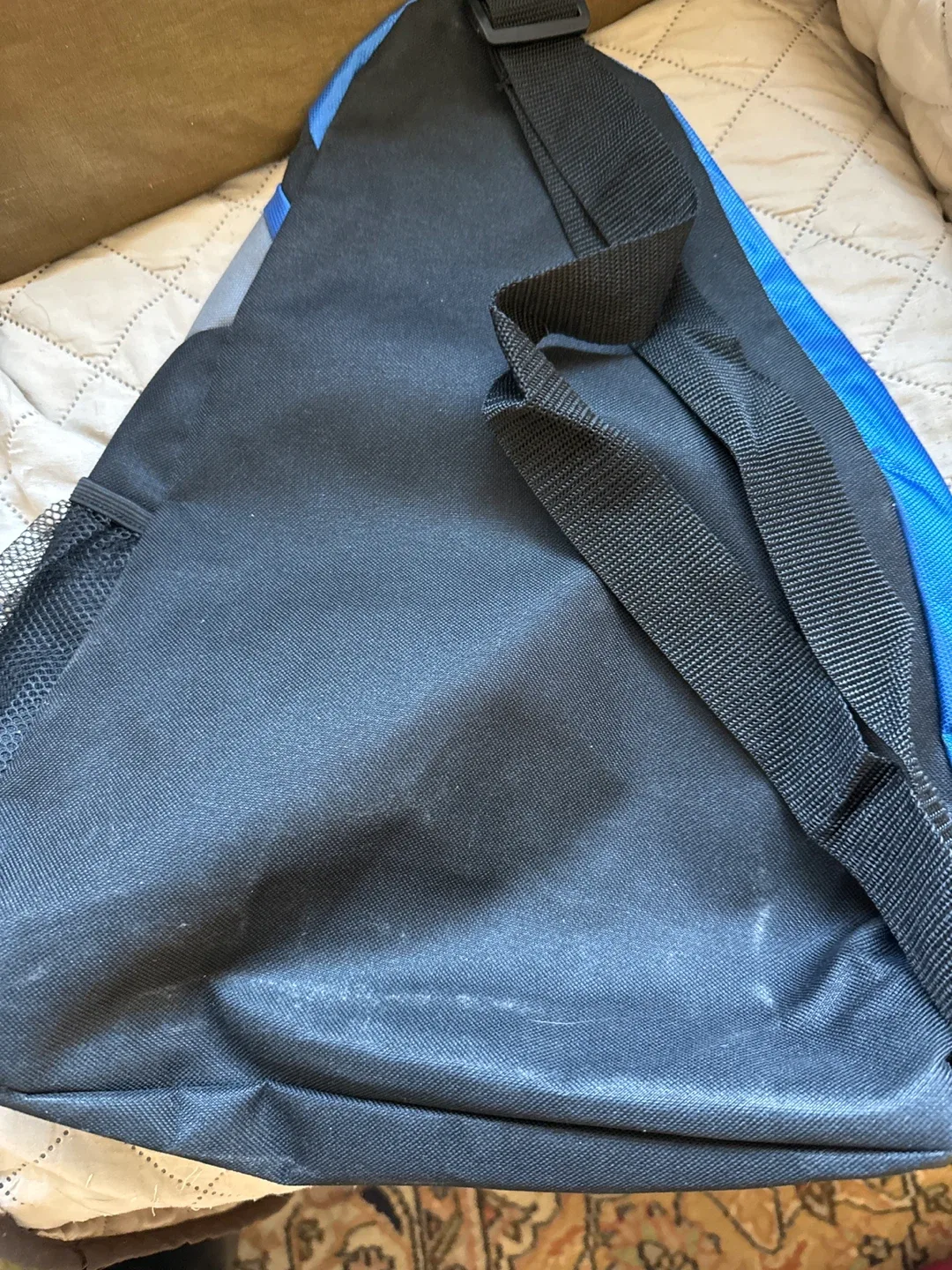 A shoulder bag image indicator(2)