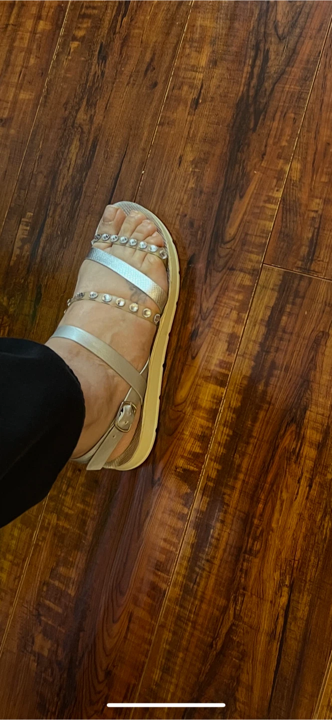 Silver Sandals Size 8 - photo 2