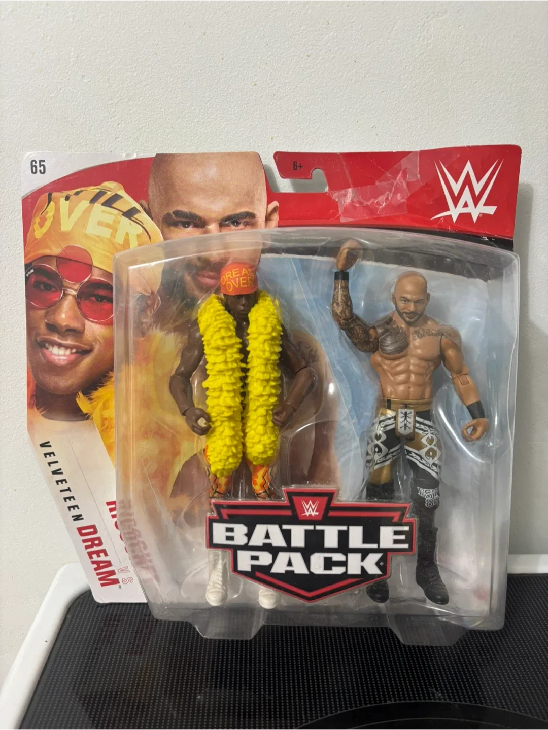 WWE Battle Pack Series #65.  Ricochet vs Velveteen Dream