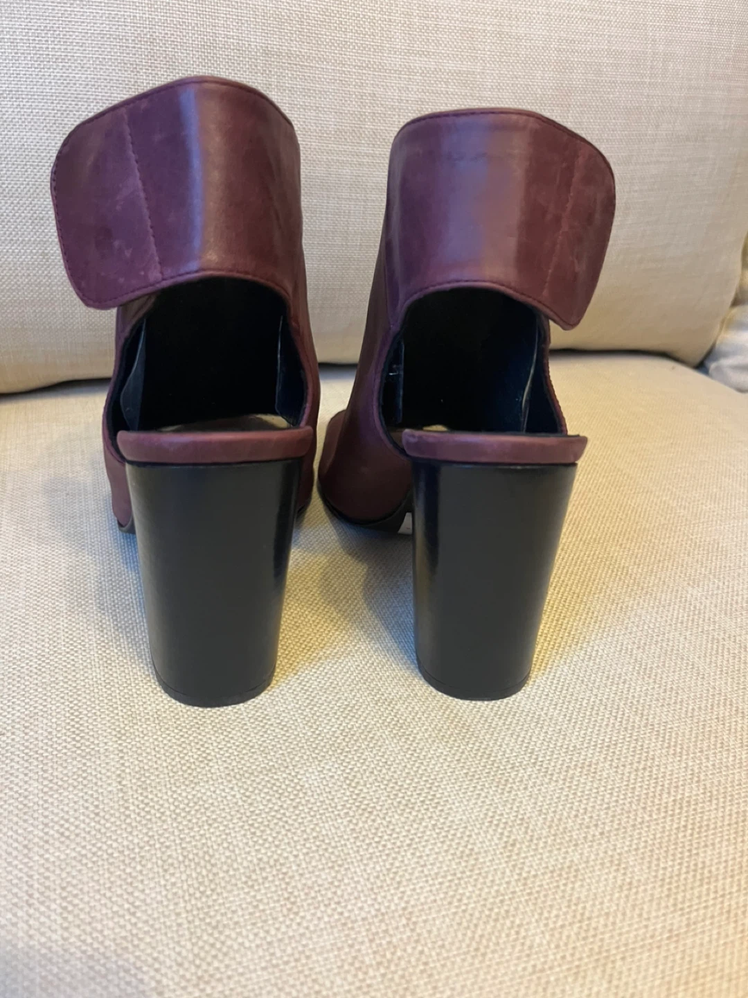 Sapena Spain Leather Burgundy Heels - Size 8 - photo 3