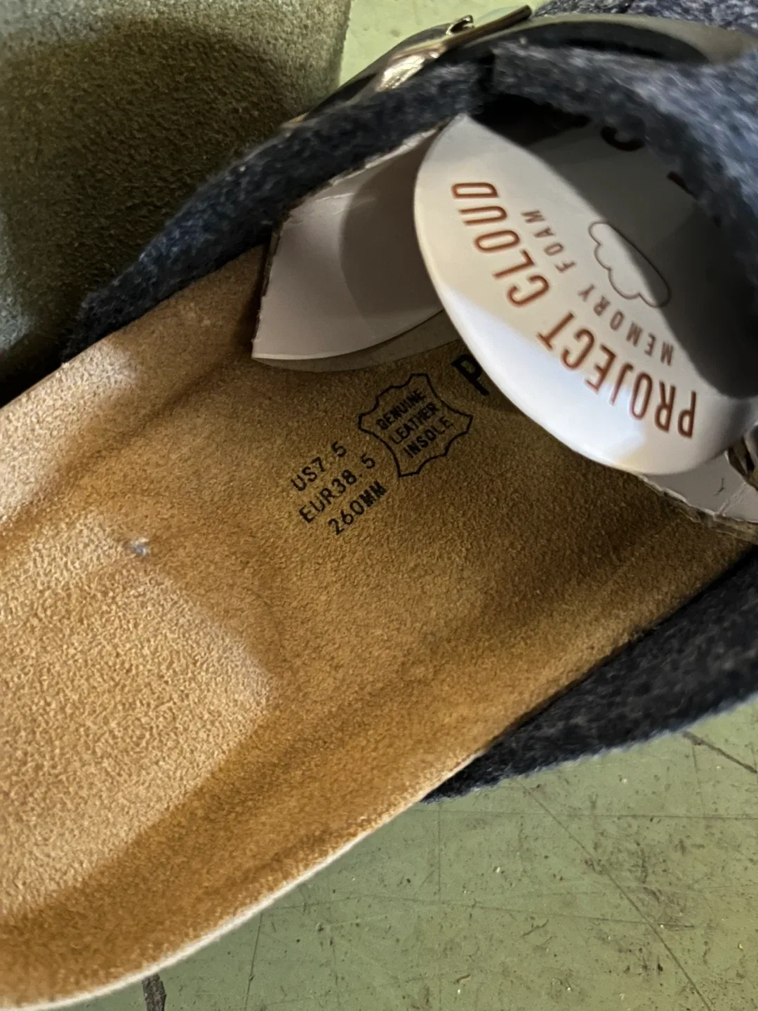 Project Cloud Clogs 4 size image indicator(7)