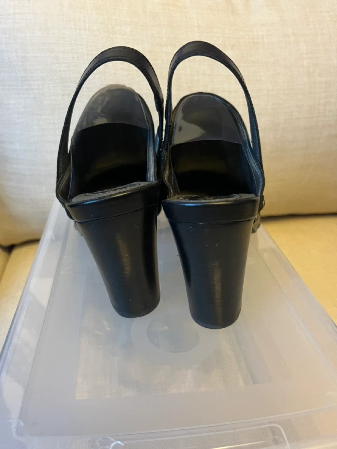 Naturalizer Black Leather Heeled Clogs image indicator(3)