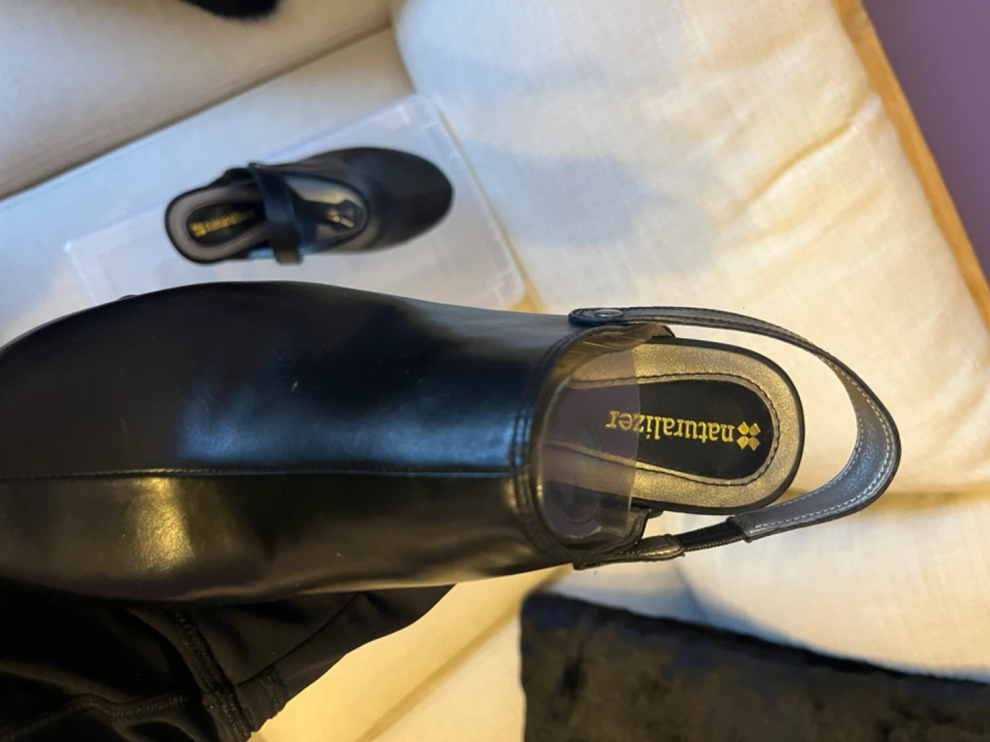 Naturalizer Black Leather Heeled Clogs - photo 5