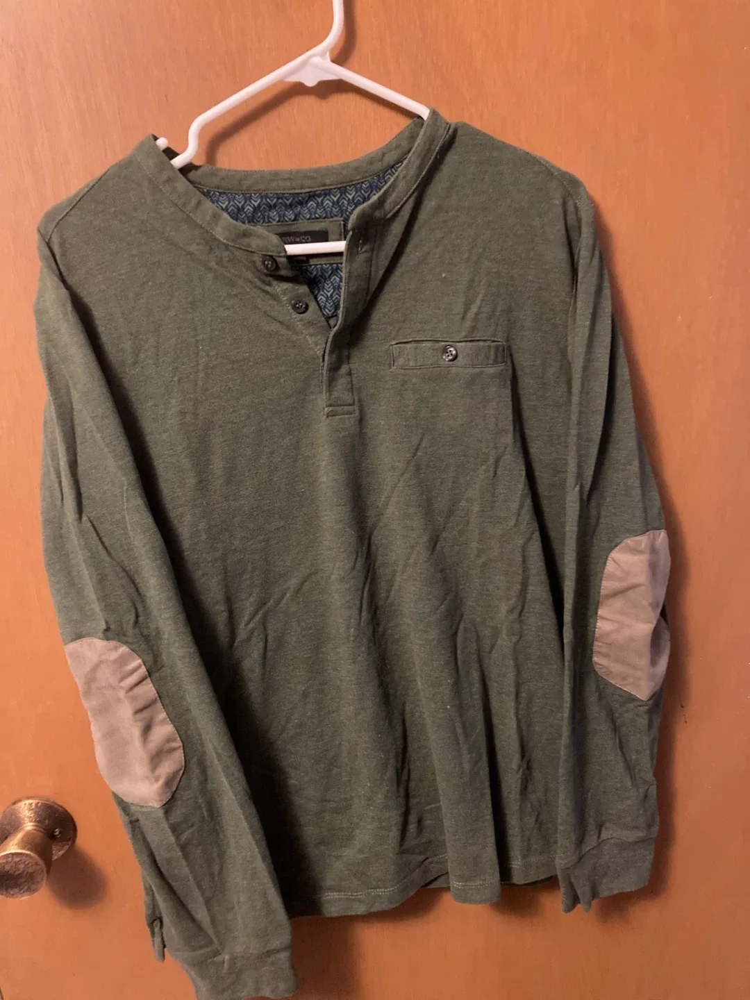 RW&CO. Olive Green Long Sleeve - M