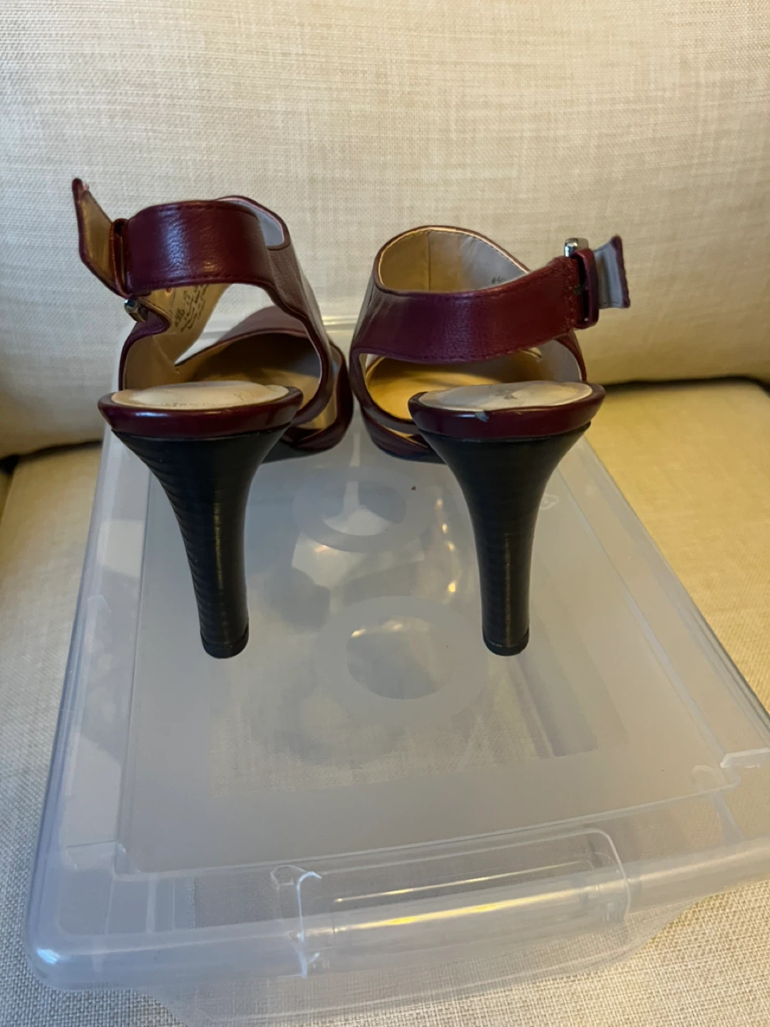 Franco Sarto Burgundy Heels - photo 4