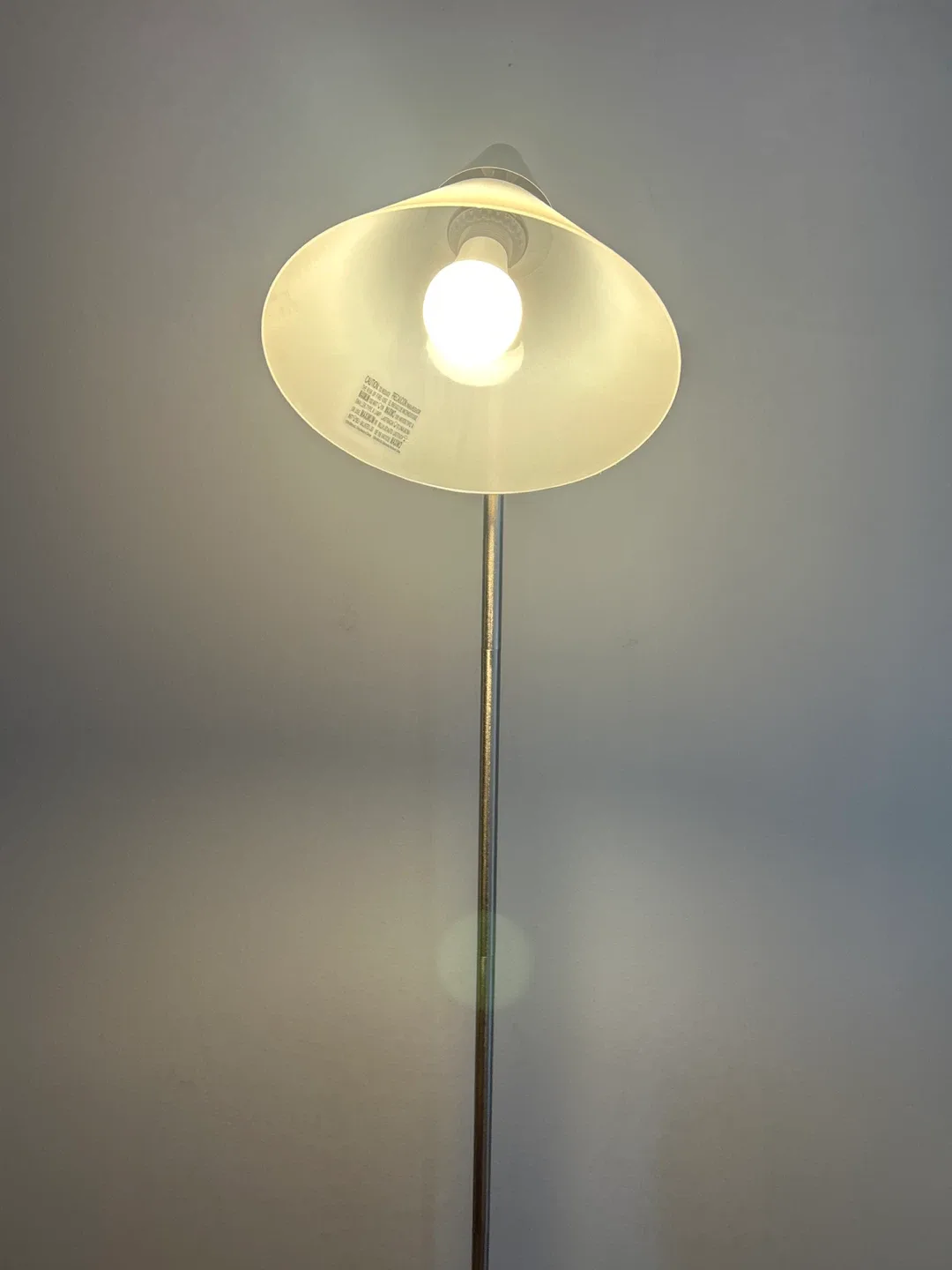 Silver Metal  Floor Lamp image indicator(2)