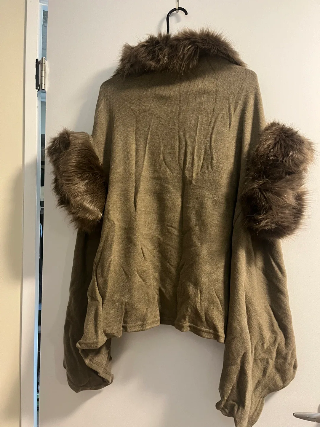 Orange Fashion Village Faux Fur Trim Cape - OS image indicator(4)