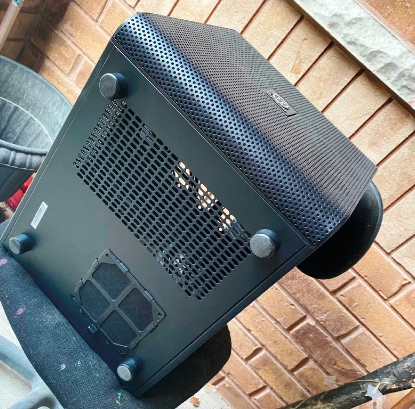 ThermalTake Core V21Cube Casing image indicator(8)