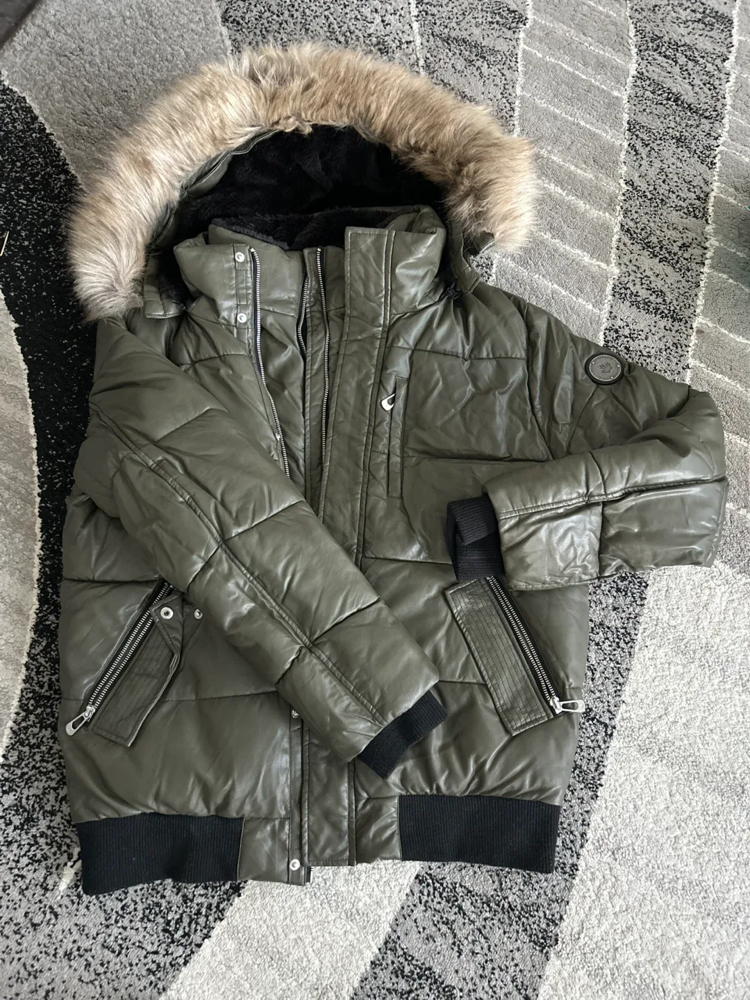 Noize Olive Green Puffer Jacket - Size L
