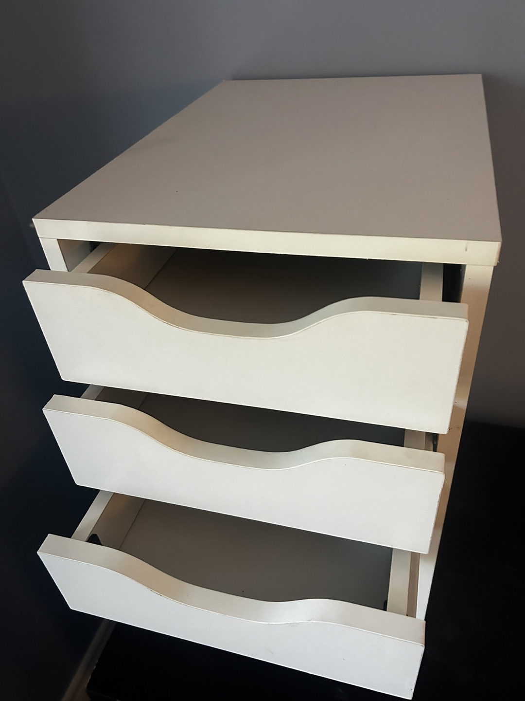 White Storage Unit with Drawers - photo 2