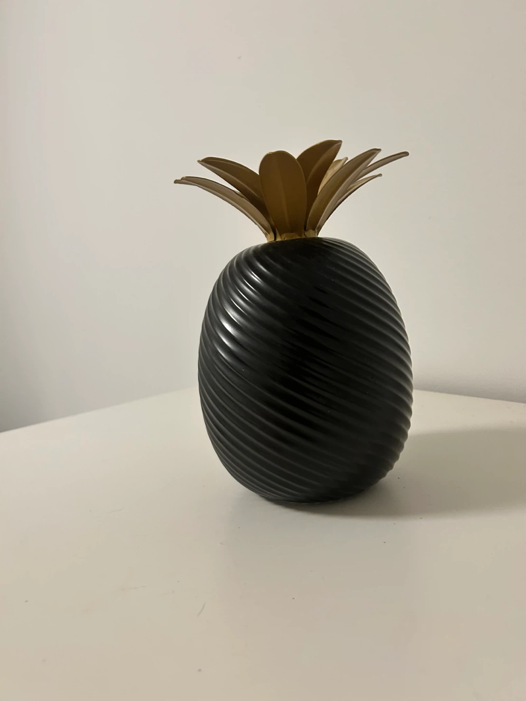 Black Pineapple Decor Accent - photo 2
