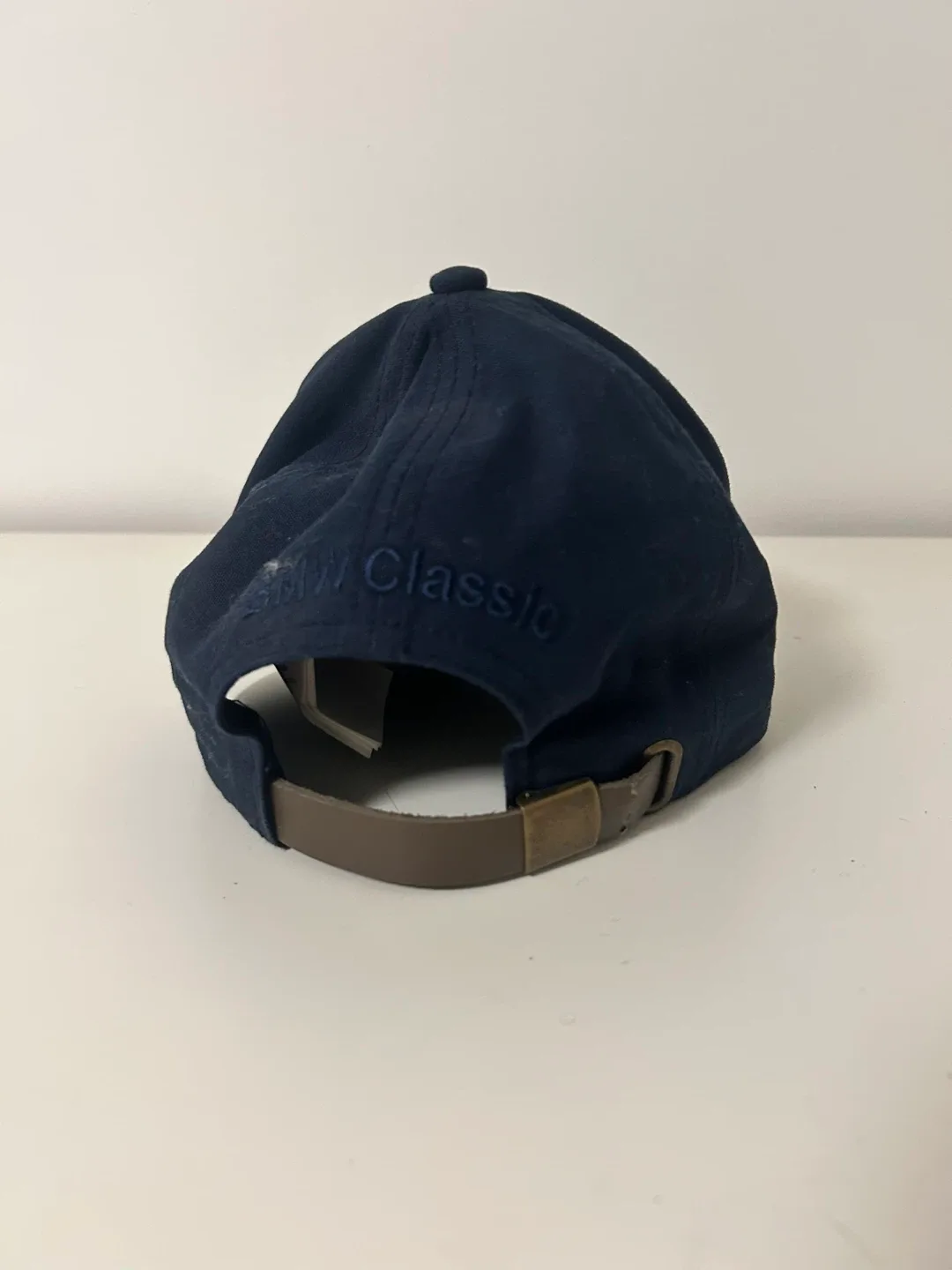 BMW  Key Holder & Classic Navy Blue Cap image indicator(5)