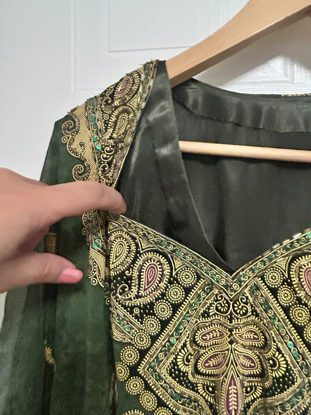 Green & Gold Embellished Kaftan Dress - photo 3