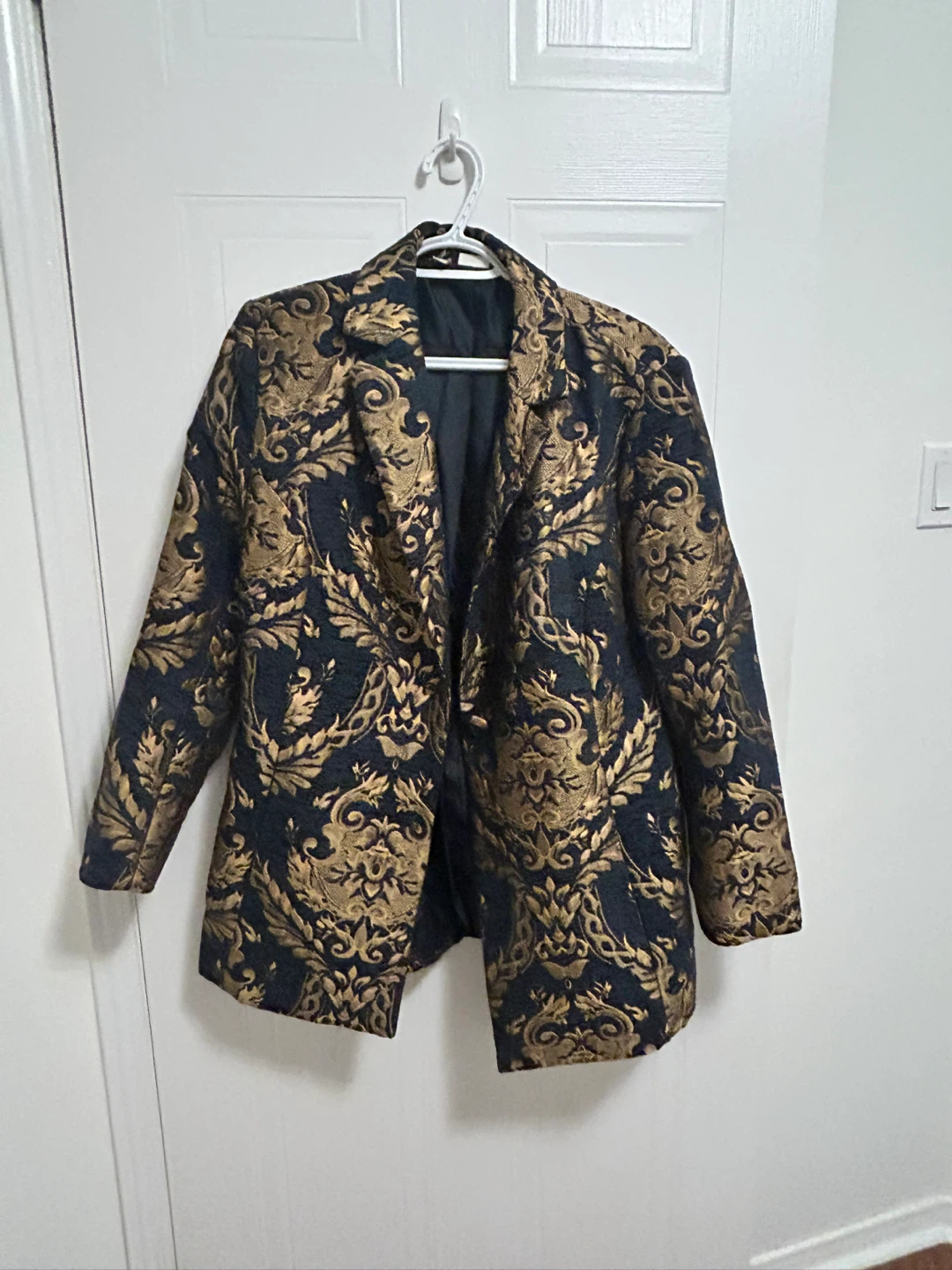 Patterned Gold & Black Blazer - photo 2