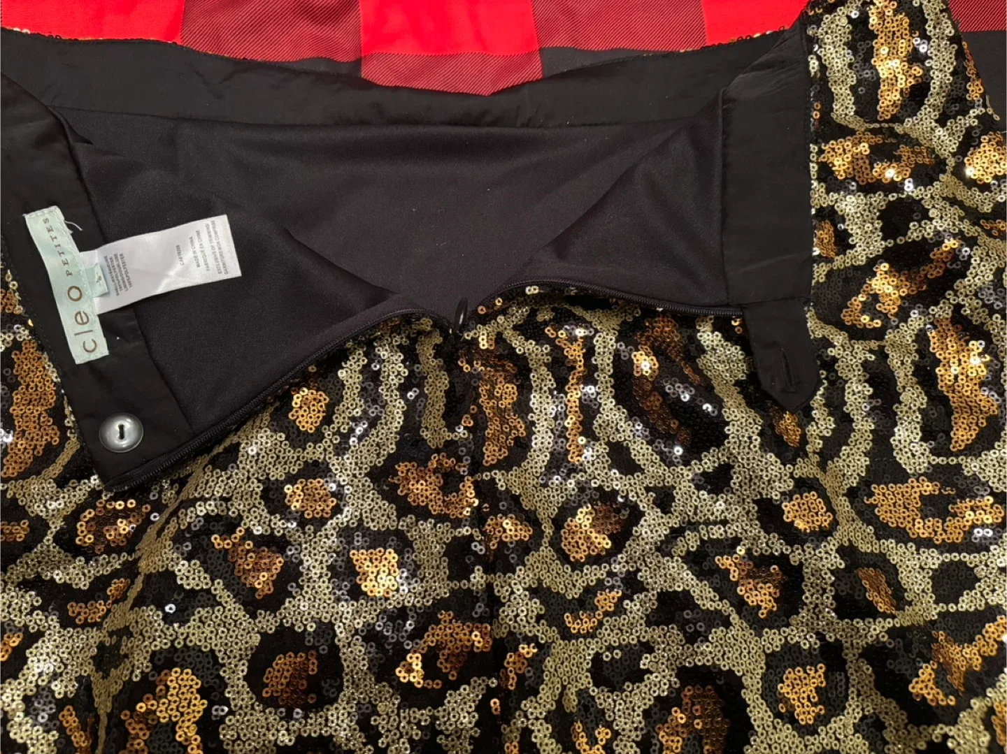 Cleo Petites Leopard Sequin Skirt - Size L image indicator(3)