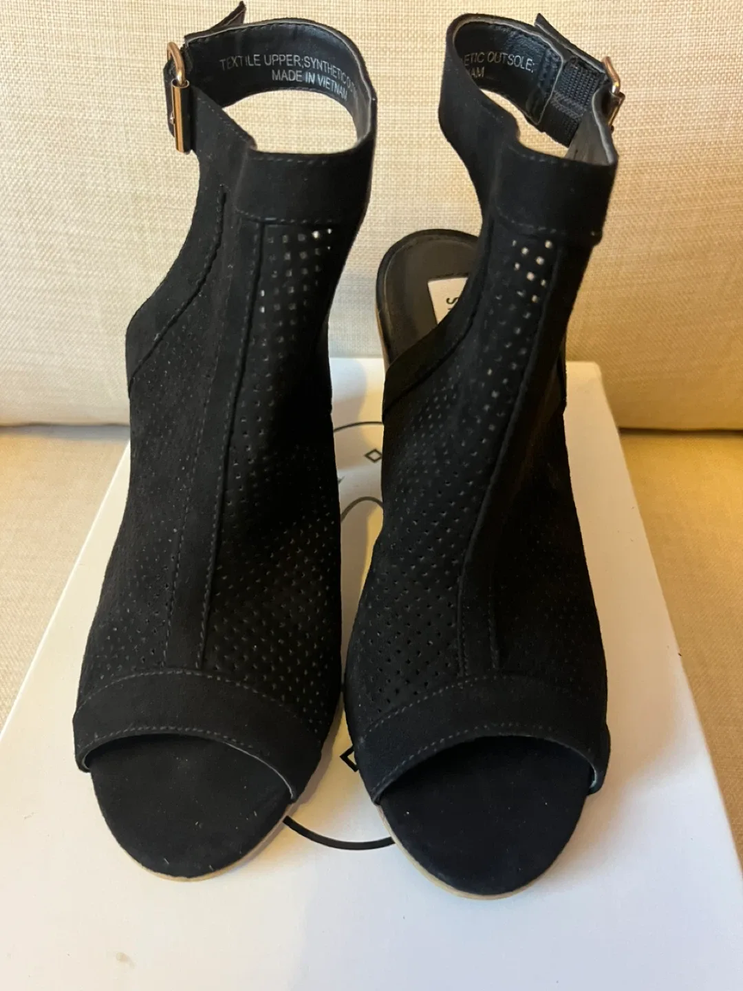 Steve Madden Black Suede Heels - Size 8