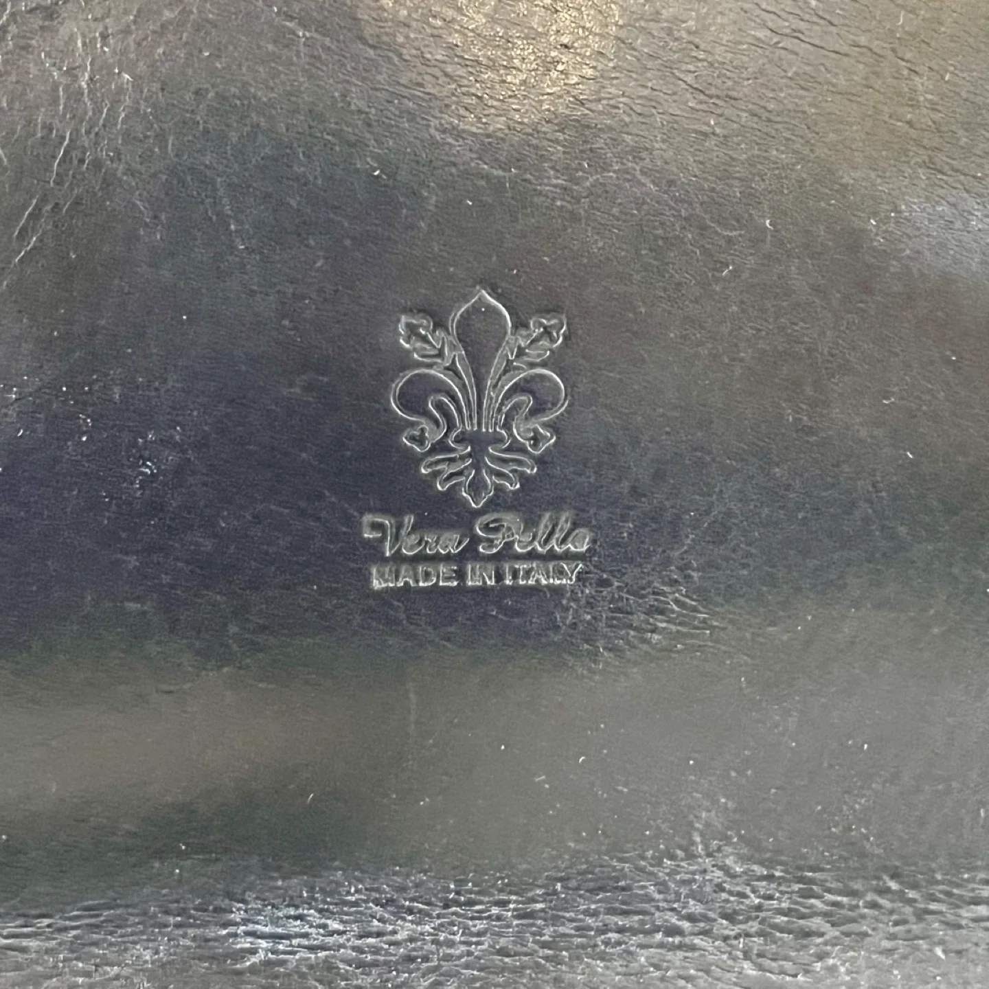 Vintage Vera Pelle Leather Crossbody Bag image indicator(3)