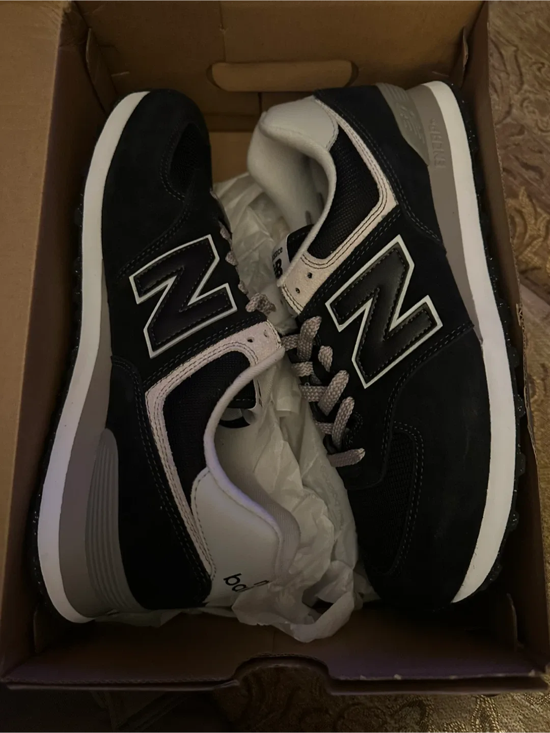 New Balance 574 Classic Black US 11 image indicator(3)