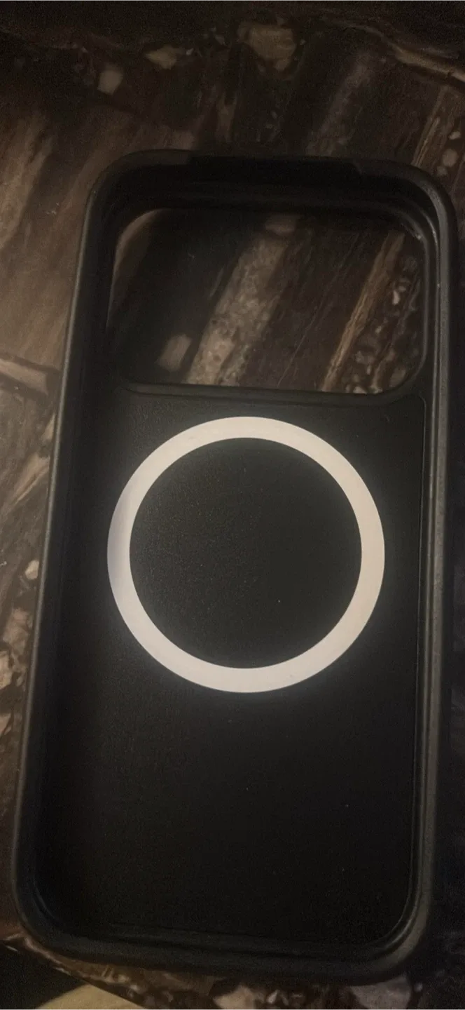 Otterbox For iPhone 17 pro image indicator(3)