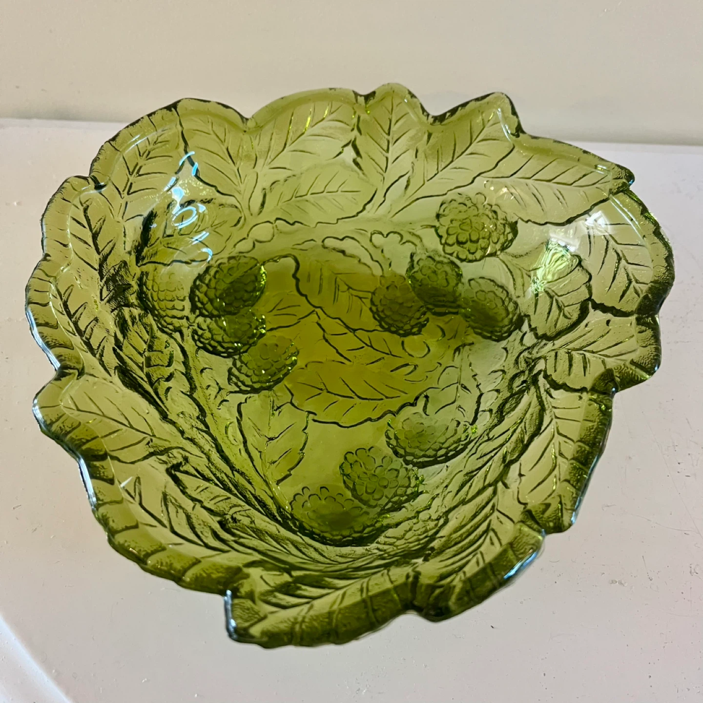 Vintage Indiana Glass Loganberry Bowl - photo 2