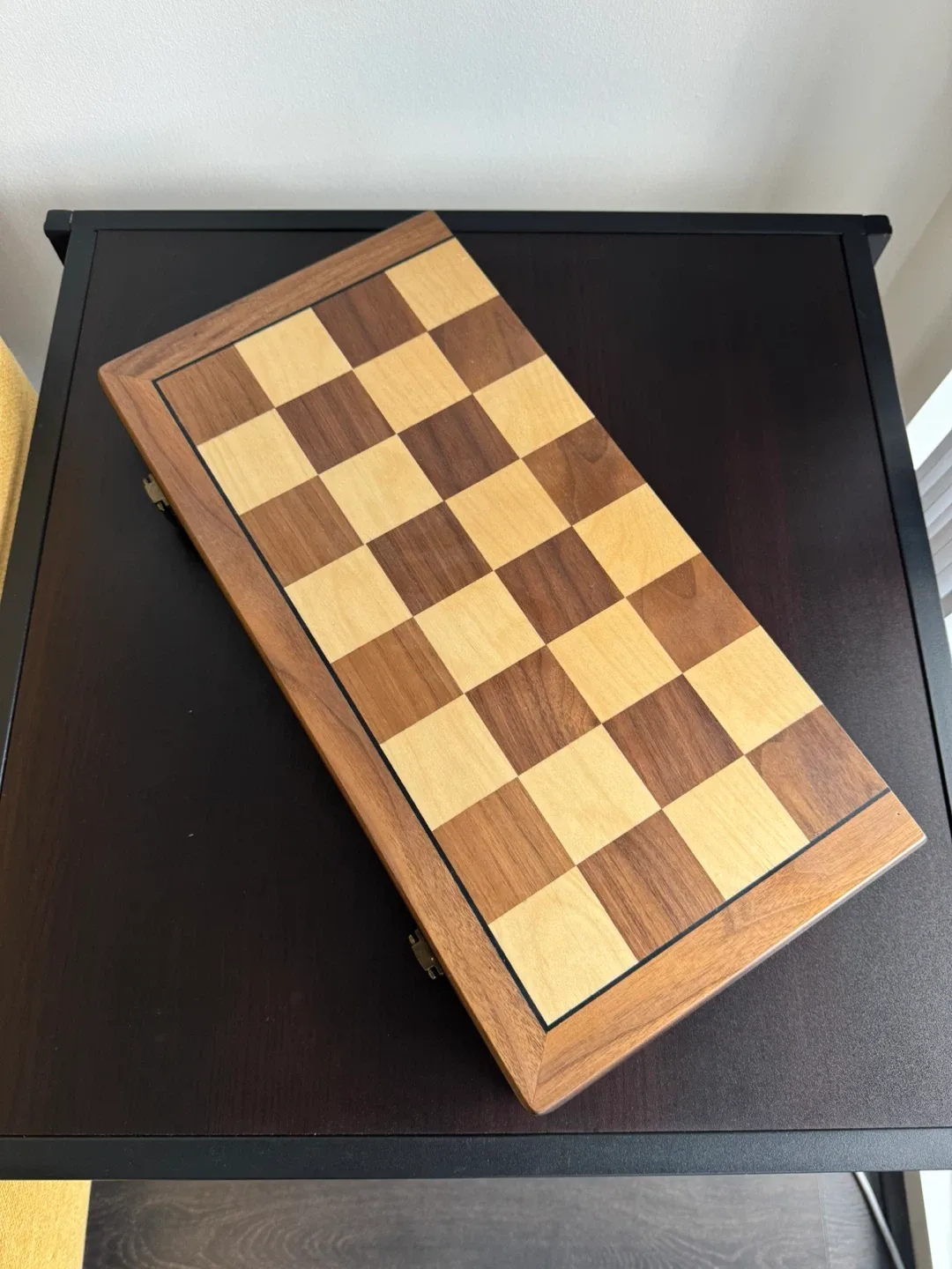 Wooden Chess Set with Storage Case image indicator(4)