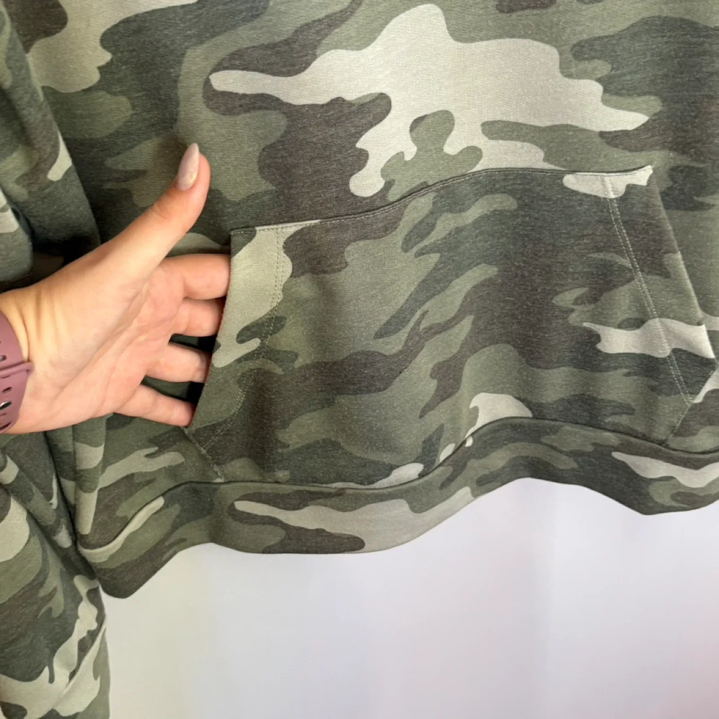 HS Idol Hoodie Sweatshirt Camo Lightweight Hooded Top Size L image indicator(3)