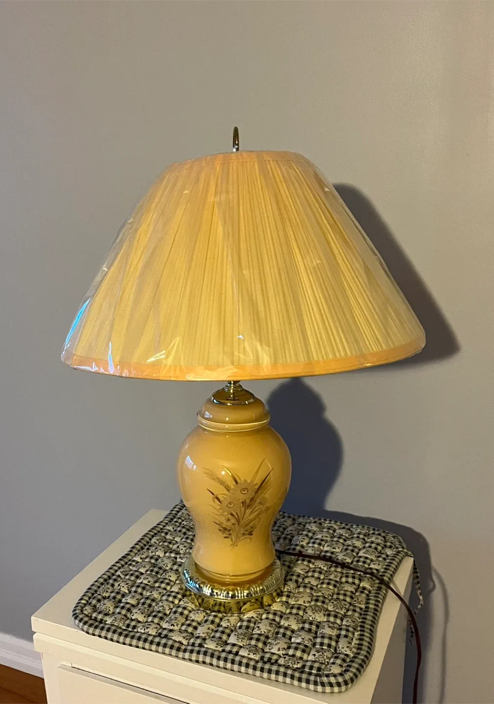 Vintage Floral Accent Table Lamp image indicator(4)