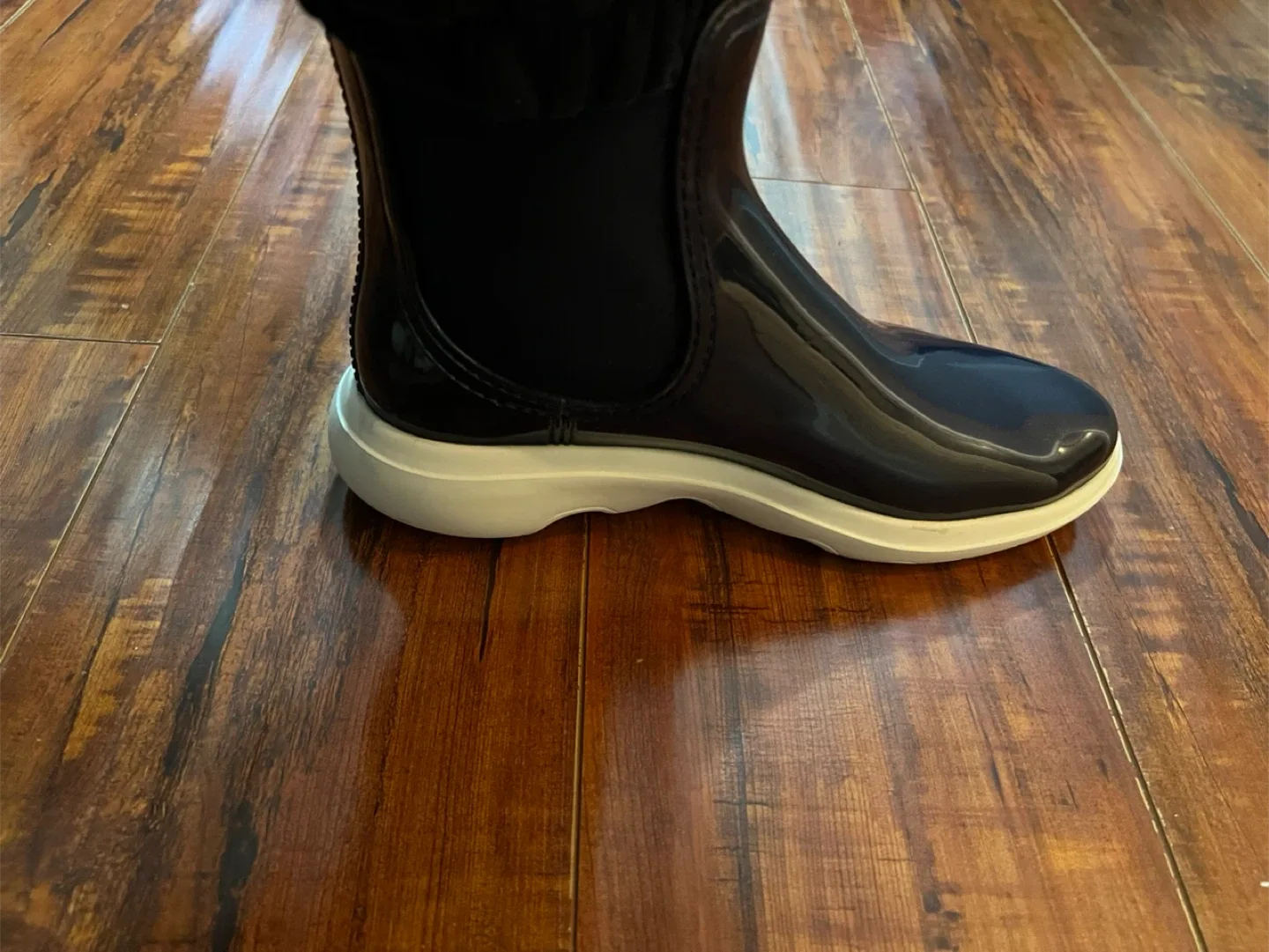 Melissa women’s Chelsea Boots size 7,5-8 image indicator(4)