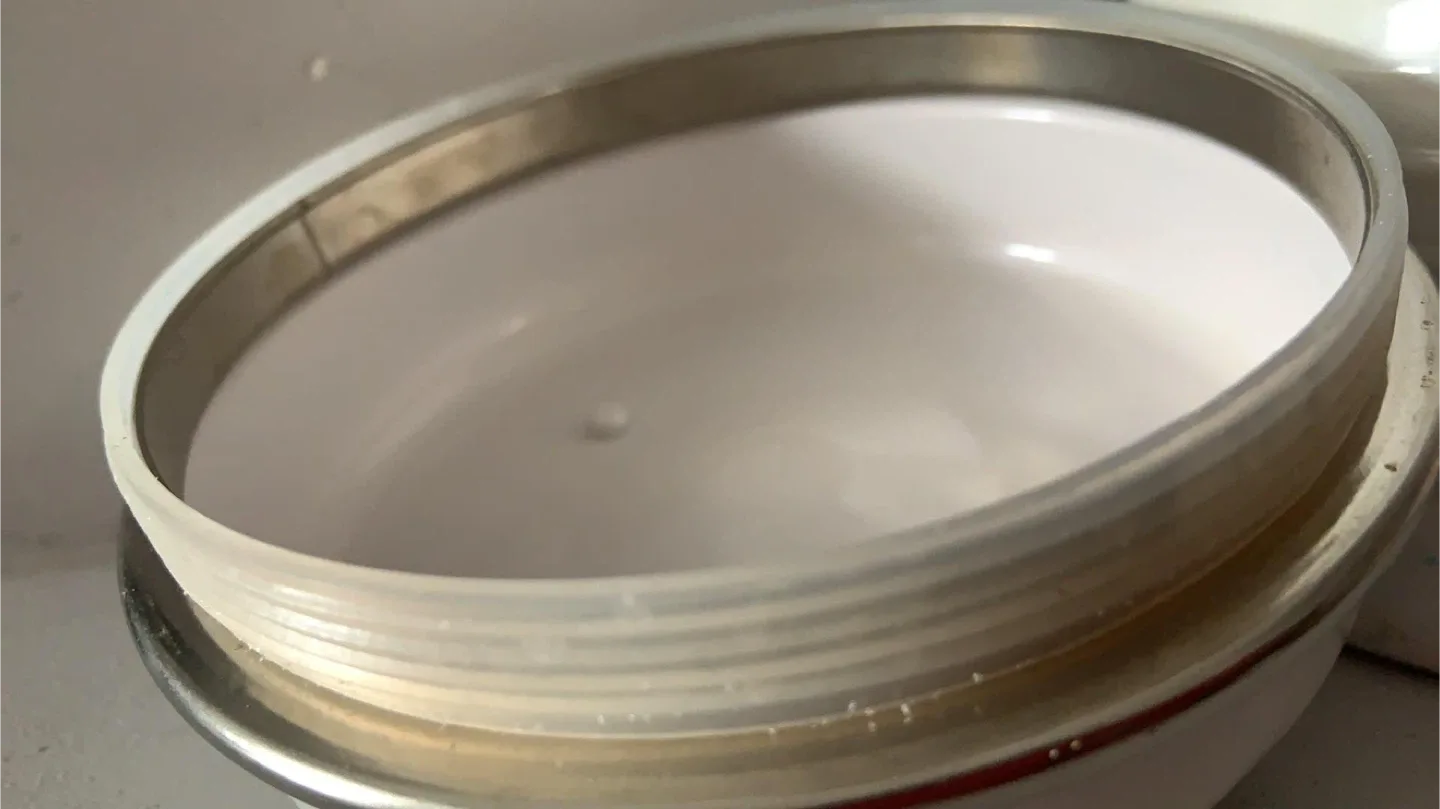 White Pasta Canister with Lid image indicator(4)