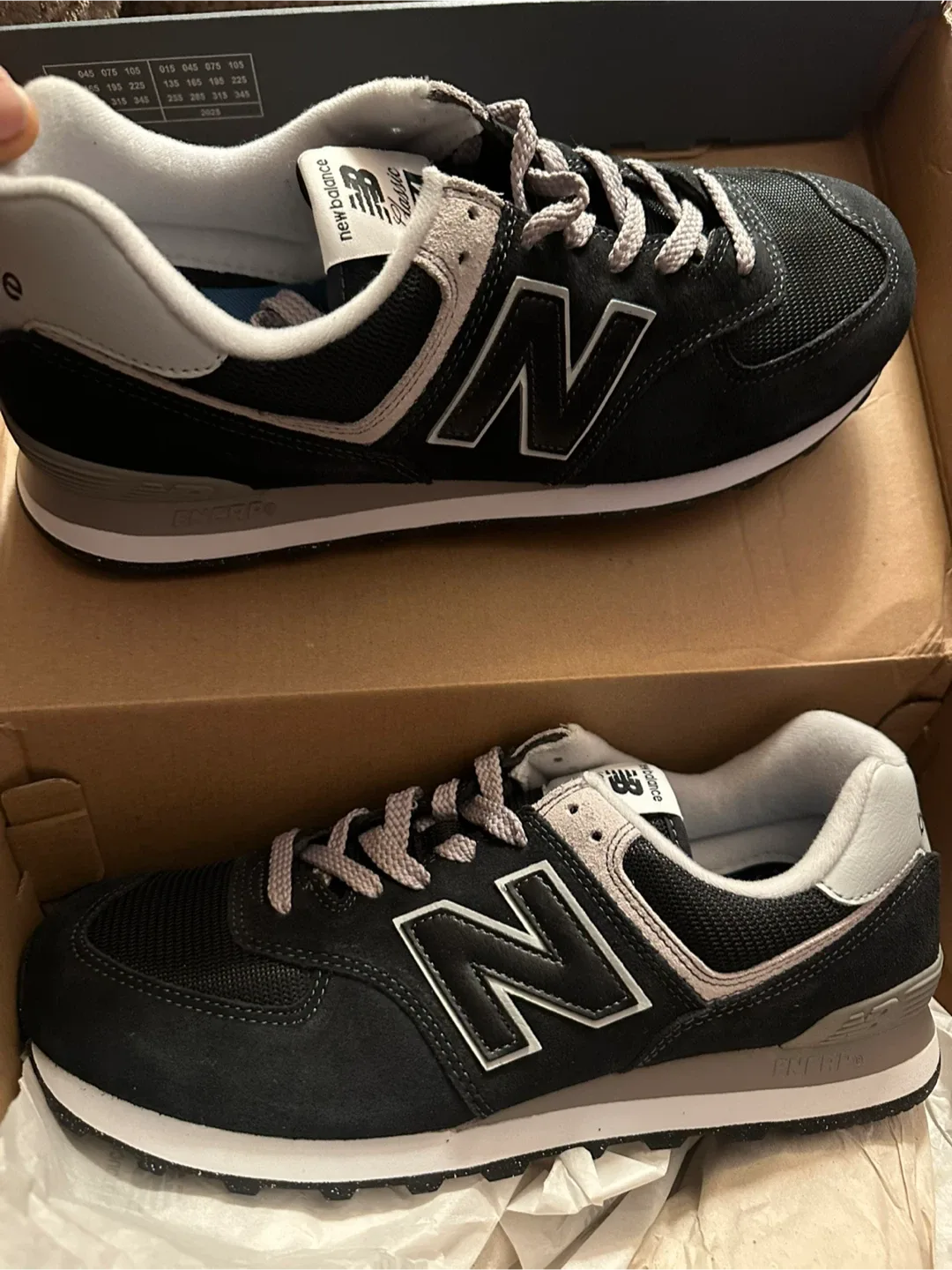 New Balance 574 Classic Black Sneakers size 8 image indicator(2)