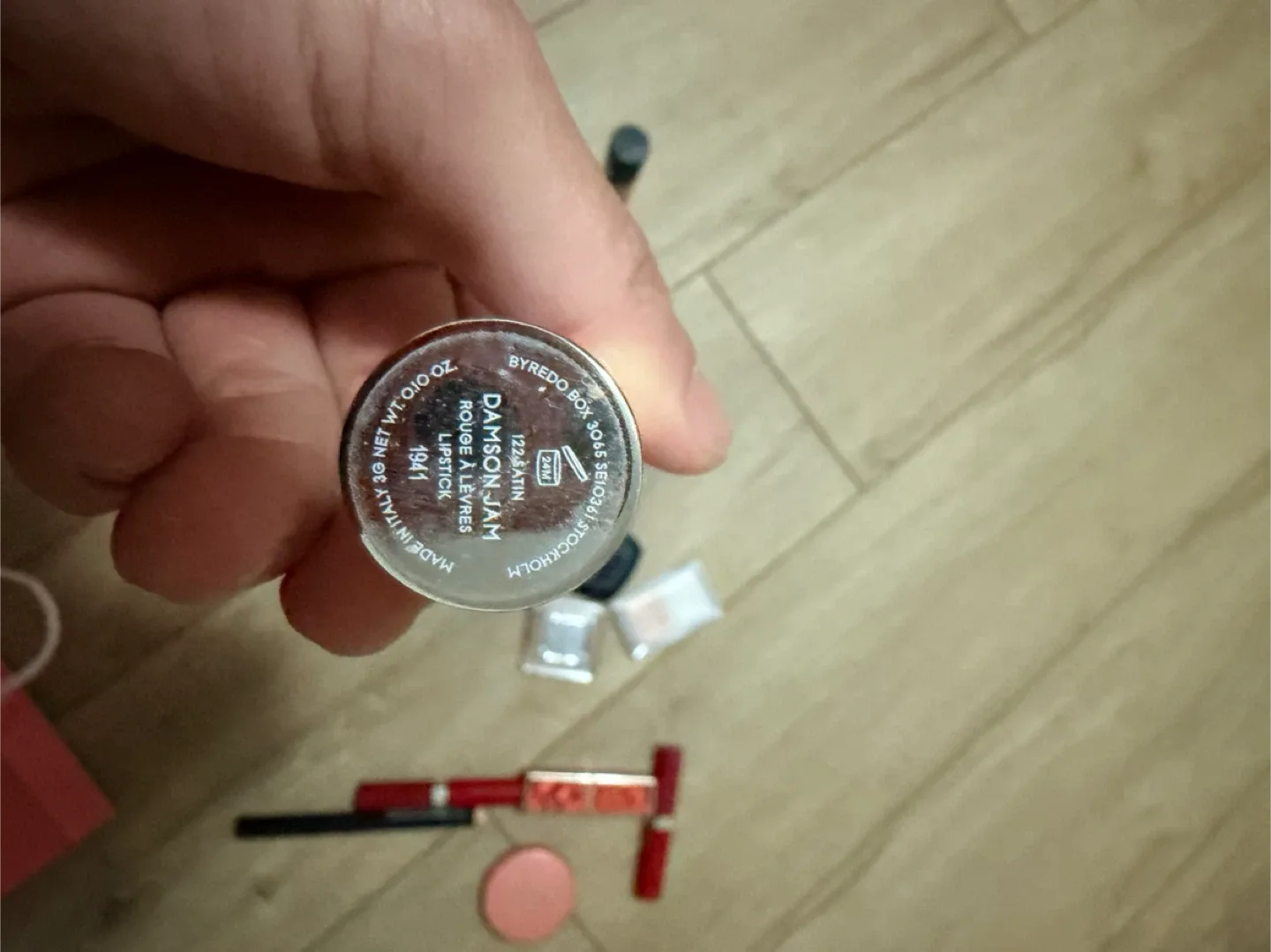 Sephora Best Skin Ever Concealer & Stila Color Balm Lipstick image indicator(8)