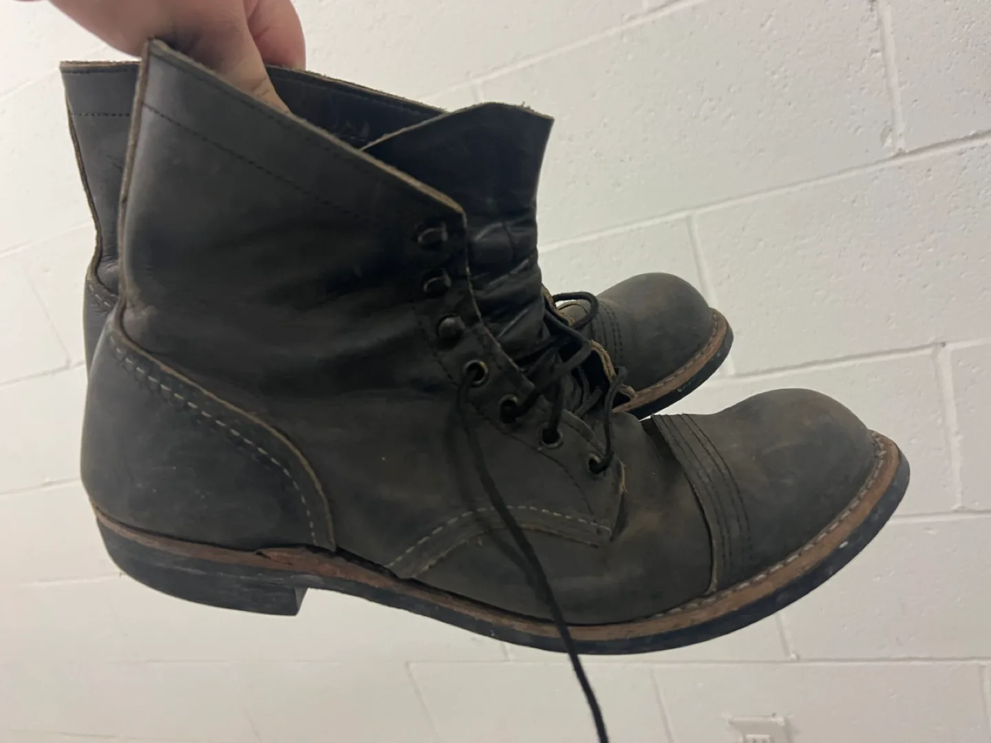 Red Wing 8086 Iron Ranger Boots, Size 9.5