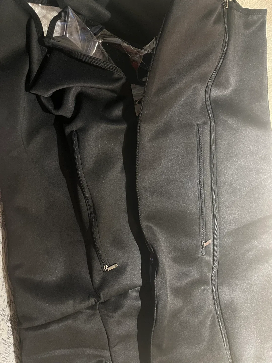 oscourt 30 inch Luggage Cover - New in Package! image indicator(8)