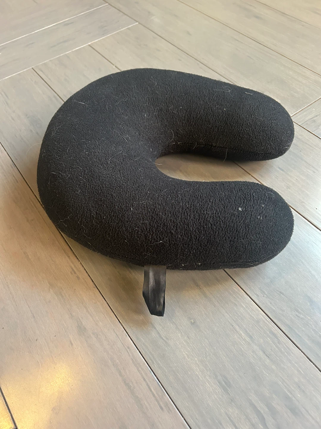 Black Travel Neck Pillow - photo 3