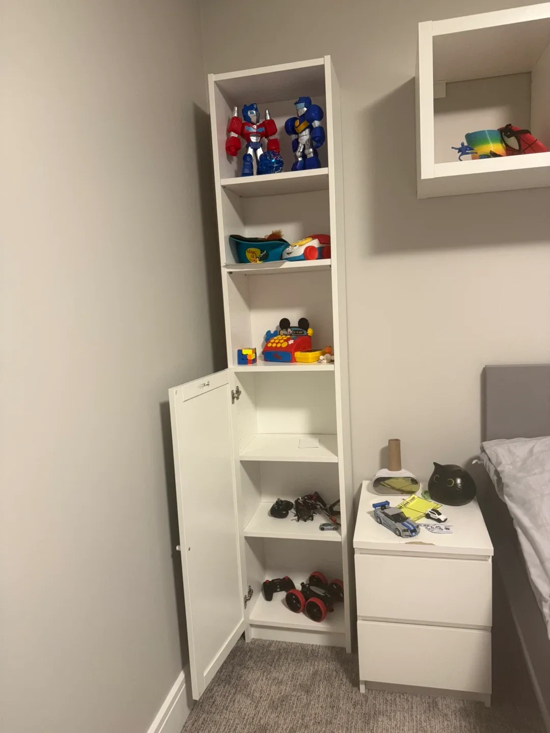 White IKEA Billy Bookcase image indicator(2)