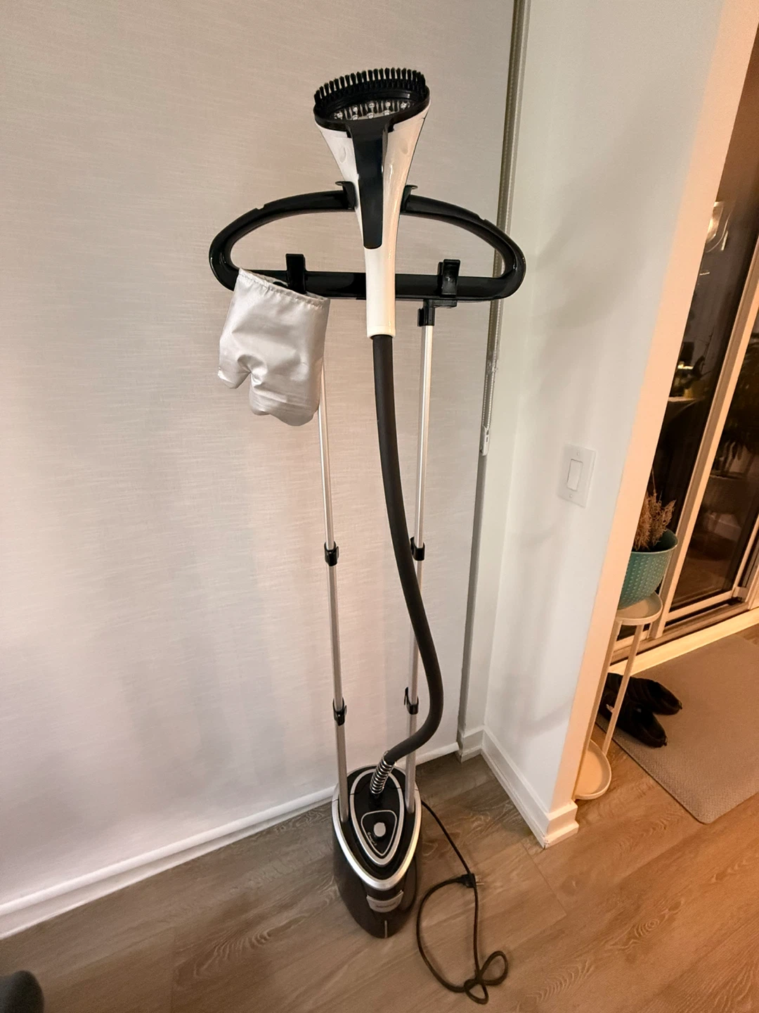 Anther Garment Steamer