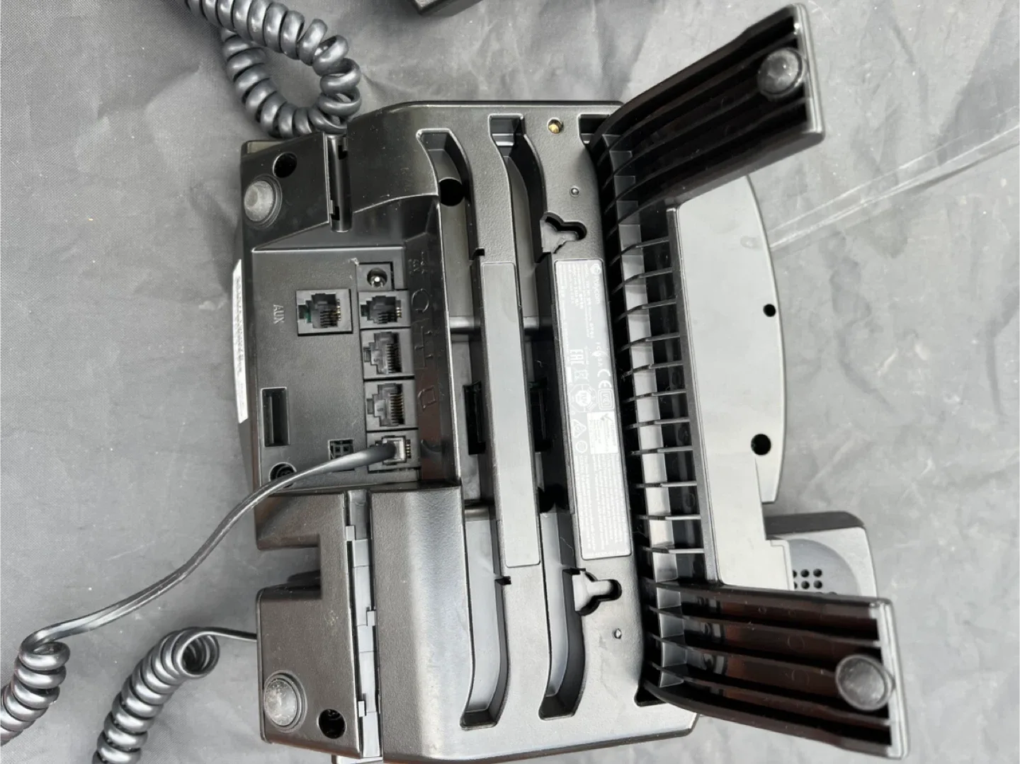 Polycom VVX 311 Business Media Phone image indicator(7)