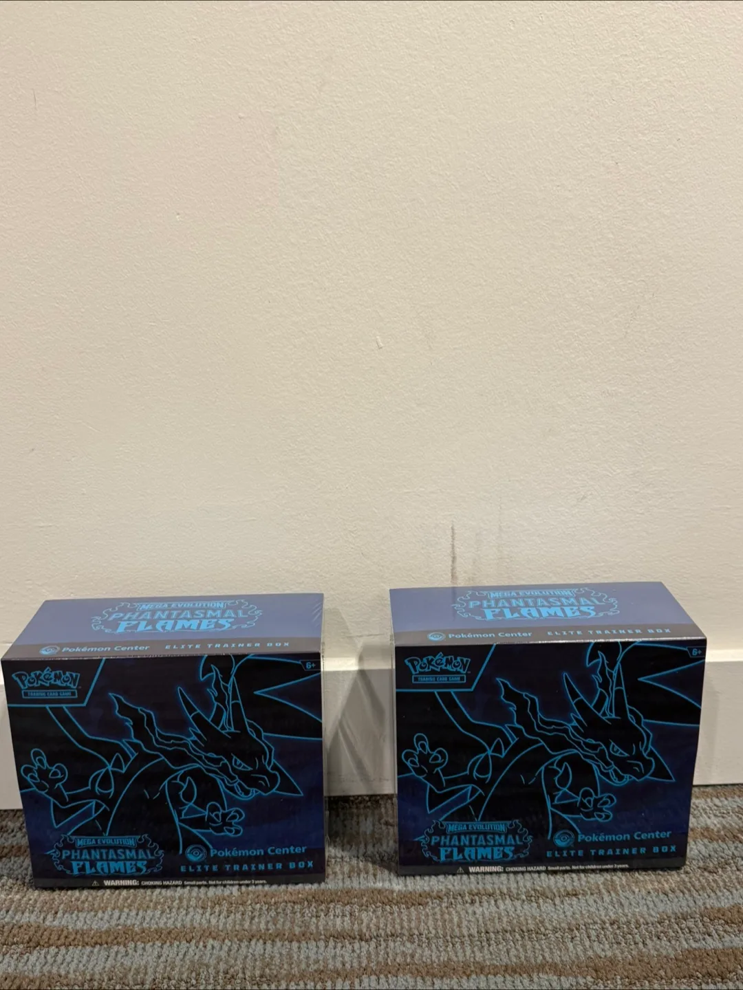 Pokemon center Phantasmal flames elite trainer box