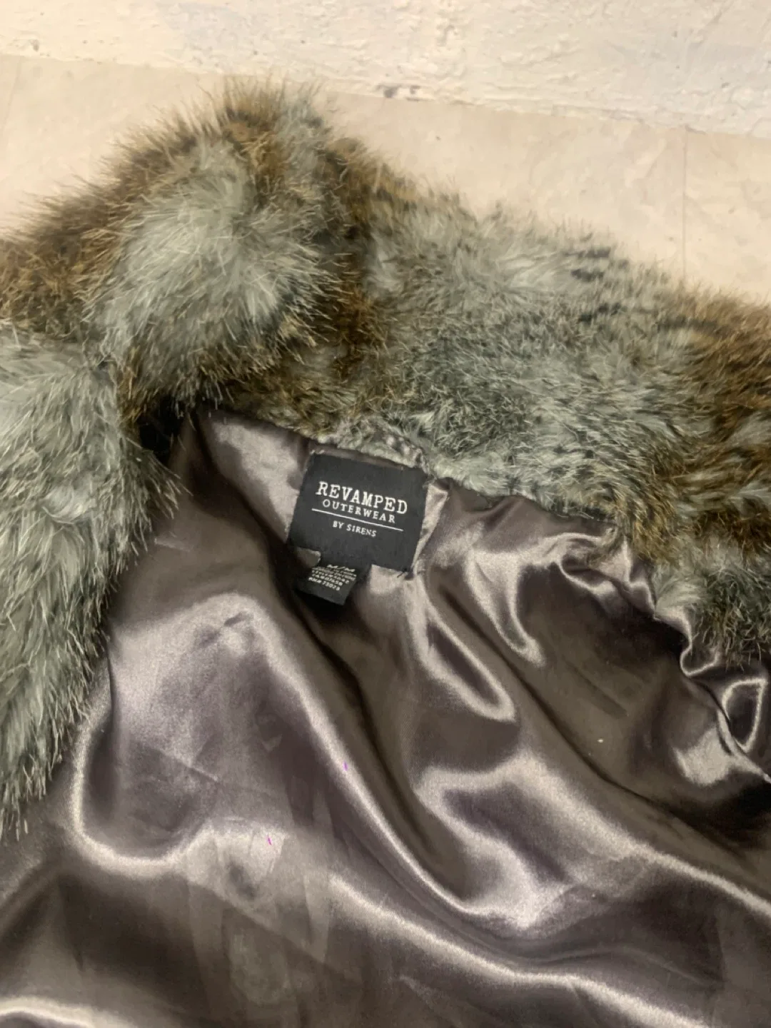 Women’s Faux Fur Coat - small / medium clothing jacket image indicator(7)