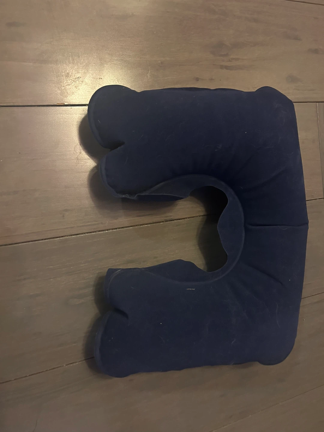 Inflatable Travel Neck Pillow - photo 4